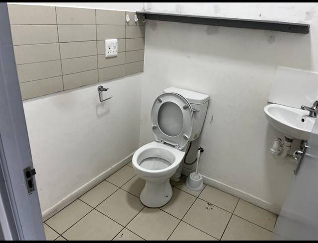 INDUSTRIAL PROPERTY TO RENT IN NORTHGATE ISLAND